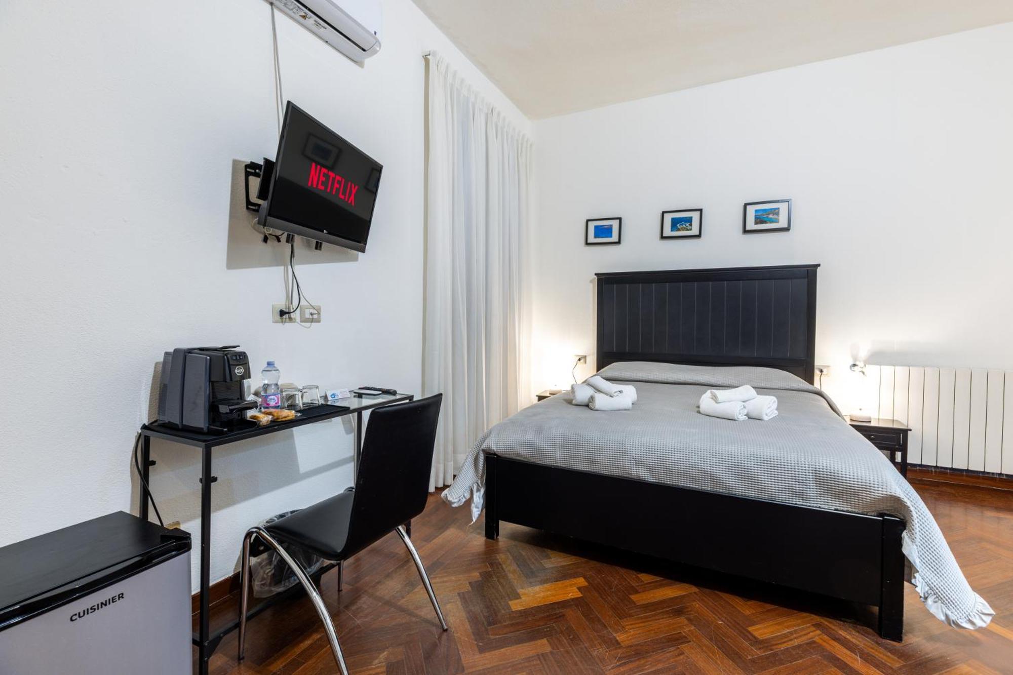 Corso 151 Hotel Olbia Eksteriør billede